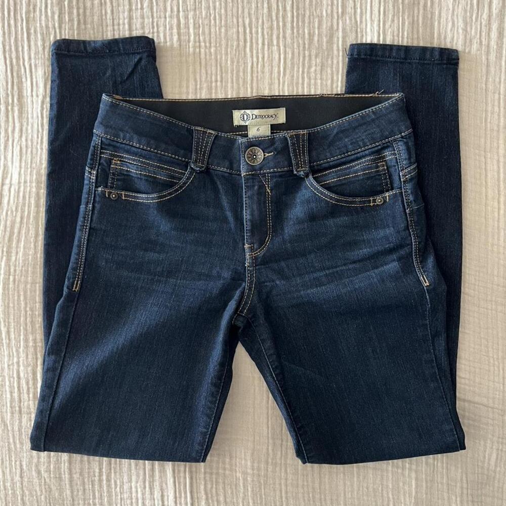 Democracy dark blue wash skinny jeans with stretch! “Ab solution booty lift” jea